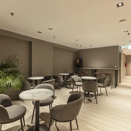 Hotel Calmo Bugis-2